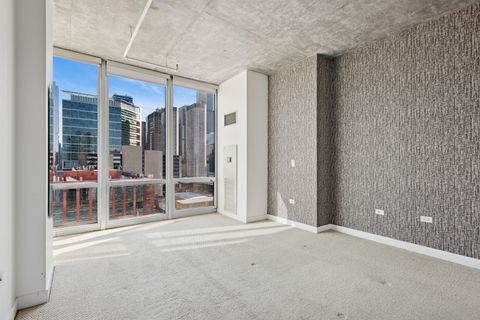 Tiny photo for 737 W Washington Boulevard #1003, Chicago, IL 60661 (MLS # 12553548)