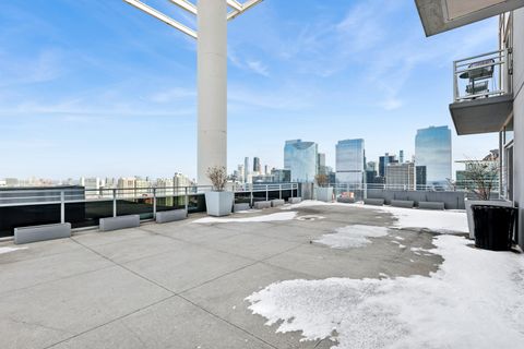 Tiny photo for 737 W Washington Boulevard #1003, Chicago, IL 60661 (MLS # 12553548)