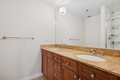 Tiny photo for 737 W Washington Boulevard #1003, Chicago, IL 60661 (MLS # 12553548)