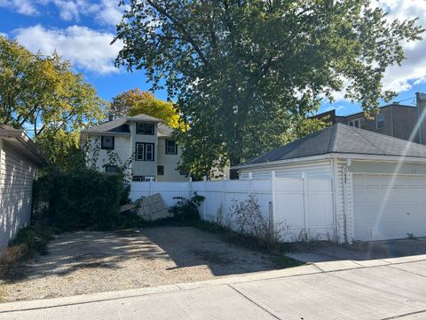 Tiny photo for 837 S Humphrey Avenue, Oak Park, IL 60304 (MLS # 12508043)