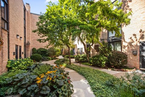 Tiny photo for Chicago, IL 60657 (MLS # 12469485)