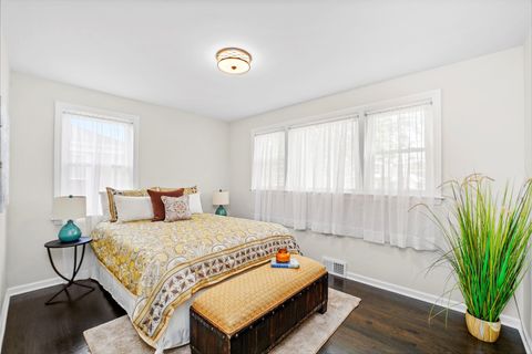 Tiny photo for 4718 Butterfield Road, Hillside, IL 60162 (MLS # 12527584)