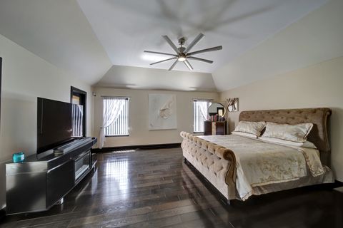 Tiny photo for 2005 Fairview Lane, South Holland, IL 60473 (MLS # 12503849)