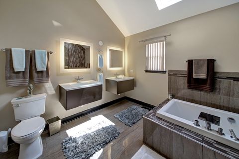 Tiny photo for 2005 Fairview Lane, South Holland, IL 60473 (MLS # 12503849)