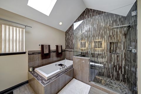 Tiny photo for 2005 Fairview Lane, South Holland, IL 60473 (MLS # 12503849)