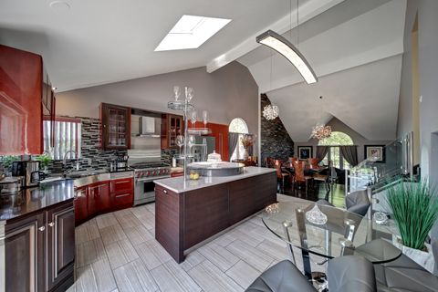 Tiny photo for 2005 Fairview Lane, South Holland, IL 60473 (MLS # 12503849)