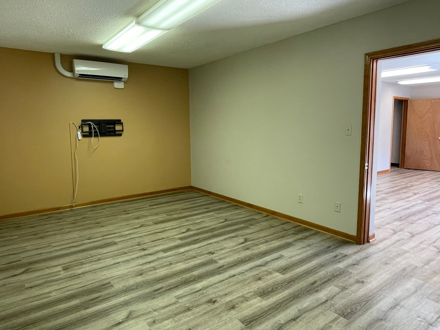 2002 Suite C E 5th Street