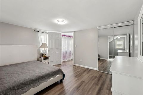 Tiny photo for 507 S Waterman Avenue, Arlington Heights, IL 60004 (MLS # 12596180)