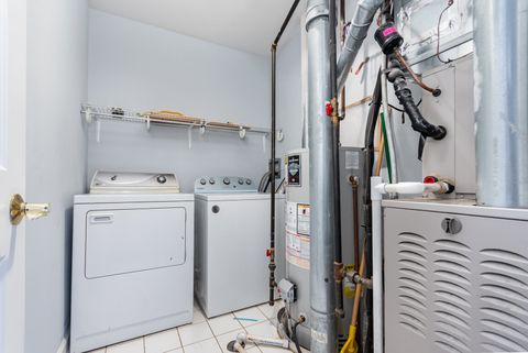 Tiny photo for 2217 W Farwell Avenue #3B, Chicago, IL 60645 (MLS # 12422124)