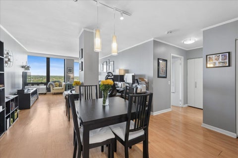 Tiny photo for 5320 N SHERIDAN Road #1911, Chicago, IL 60640 (MLS # 12671112)