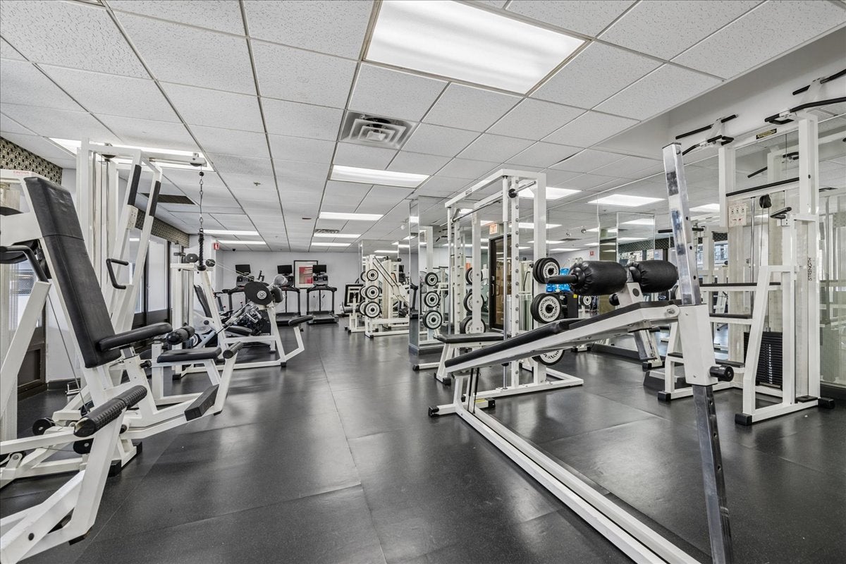 5320 N SHERIDAN Road 1911