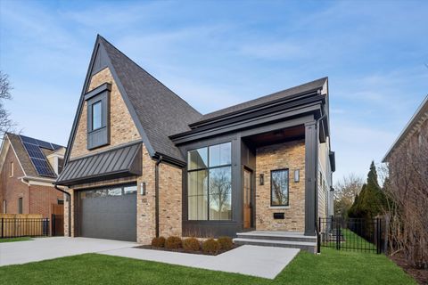 153 S Kenmore Avenue Elmhurst IL 60126