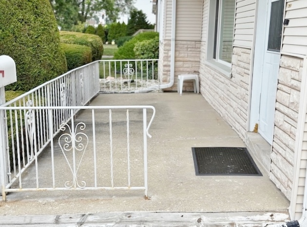 1429 N Wolf Road