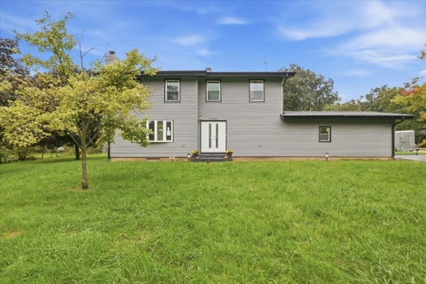 Photo of 37860 N Metropolitan Avenue, Beach Park, IL 60087 (MLS # 12764292)