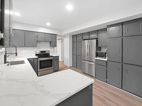 Tiny photo for 37860 N Metropolitan Avenue, Beach Park, IL 60087 (MLS # 12764292)
