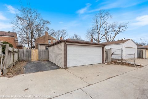 Tiny photo for 2111 S 24th Avenue, Broadview, IL 60155 (MLS # 12588136)