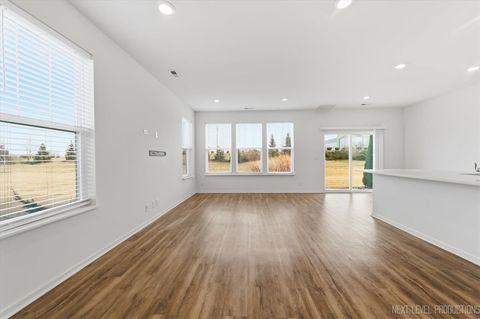 Tiny photo for 1040 Moraine Drive, South Elgin, IL 60177 (MLS # 12580651)