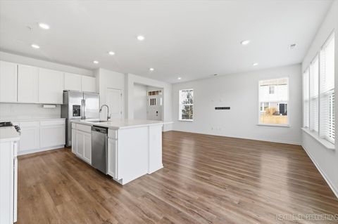 Tiny photo for 1040 Moraine Drive, South Elgin, IL 60177 (MLS # 12580651)