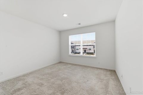 Tiny photo for 1040 Moraine Drive, South Elgin, IL 60177 (MLS # 12580651)