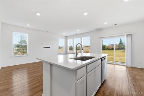 Tiny photo for 1040 Moraine Drive, South Elgin, IL 60177 (MLS # 12580651)