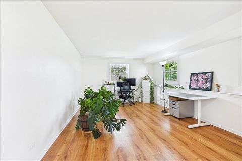 Tiny photo for 3425 Harris Drive, Northbrook, IL 60062 (MLS # 12687762)