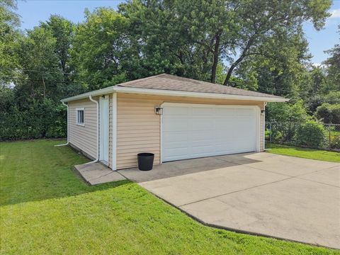 Tiny photo for 3425 Harris Drive, Northbrook, IL 60062 (MLS # 12687762)