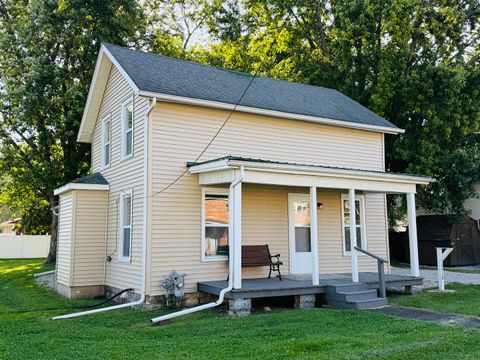 Tiny photo for 1310 N Aurora Street, Pontiac, IL 61764 (MLS # 12463761)