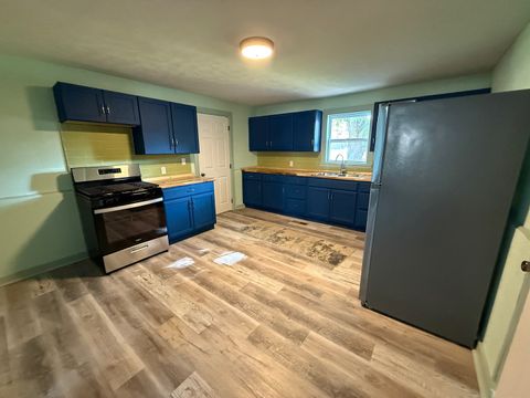 Tiny photo for 1310 N Aurora Street, Pontiac, IL 61764 (MLS # 12463761)