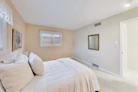 Tiny photo for 301 S Yale Avenue, Arlington Heights, IL 60005 (MLS # 12727648)