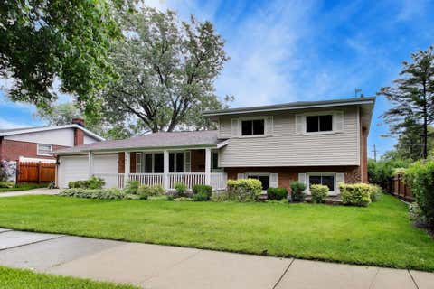 Tiny photo for 301 S Yale Avenue, Arlington Heights, IL 60005 (MLS # 12727648)