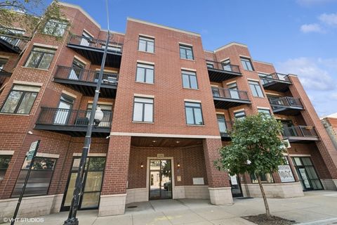 Photo of 1890 N Milwaukee Avenue #3C, Chicago, IL 60647 (MLS # 12568110)