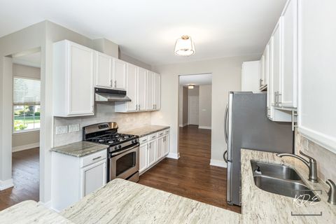 Tiny photo for 2836 Hillcrest Circle, Naperville, IL 60564 (MLS # 12472166)