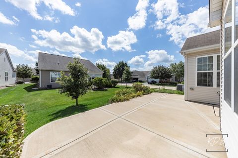 Tiny photo for 2836 Hillcrest Circle, Naperville, IL 60564 (MLS # 12472166)