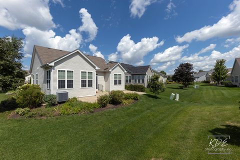Tiny photo for 2836 Hillcrest Circle, Naperville, IL 60564 (MLS # 12472166)