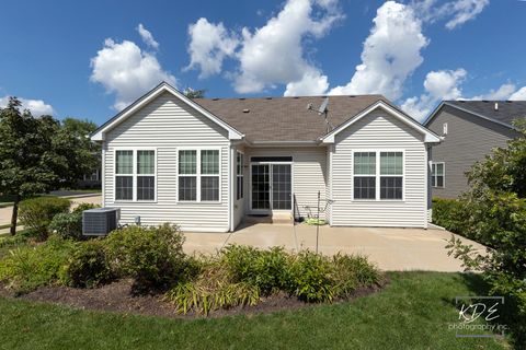 Tiny photo for 2836 Hillcrest Circle, Naperville, IL 60564 (MLS # 12472166)