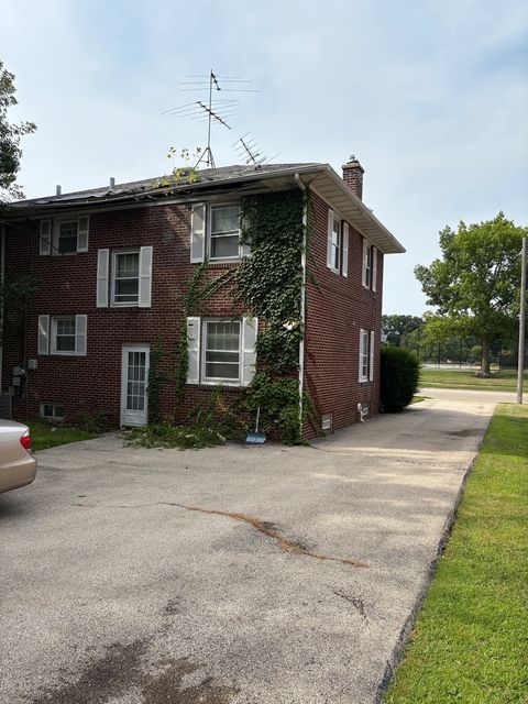 Tiny photo for 339 W Glen Flora Avenue, Waukegan, IL 60085 (MLS # 12442569)