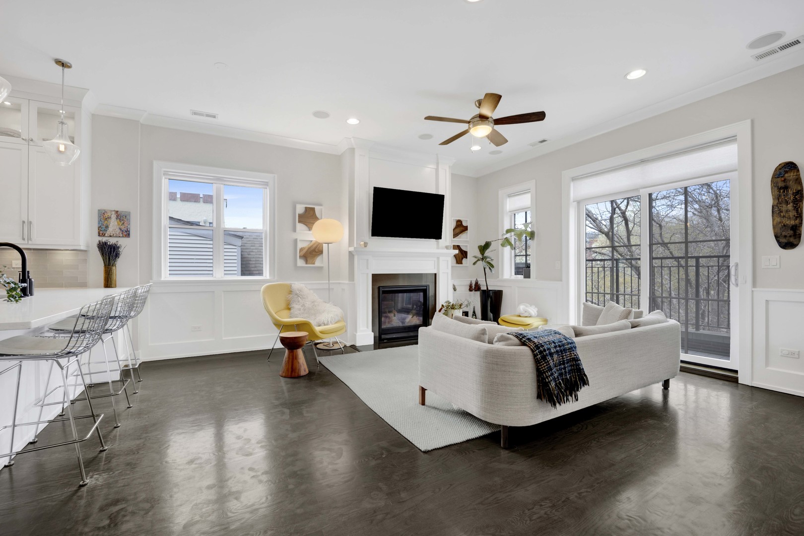 1341 W George Street 3