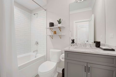 Tiny photo for 1341 W George Street #3, Chicago, IL 60657 (MLS # 12609478)