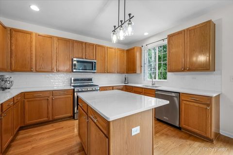Tiny photo for 2896 Davenport Drive, West Chicago, IL 60185 (MLS # 12668076)