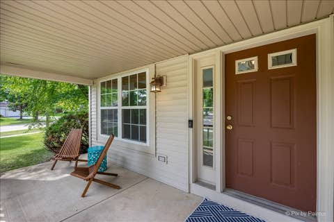 Tiny photo for 2896 Davenport Drive, West Chicago, IL 60185 (MLS # 12668076)