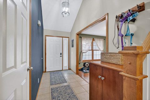 Tiny photo for 1029 W 60 Street, Davenport, IA 52806 (MLS # 12540692)