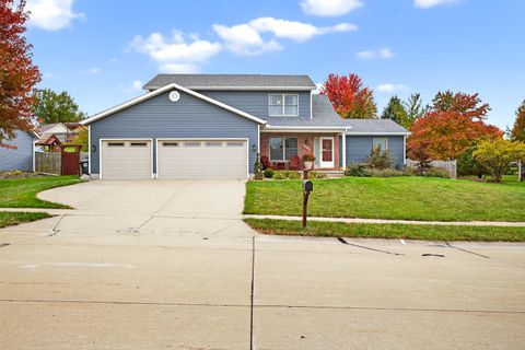 Tiny photo for 1029 W 60 Street, Davenport, IA 52806 (MLS # 12540692)