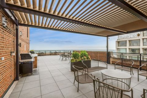 Tiny photo for 421 W Melrose Street #10B, Chicago, IL 60657 (MLS # 12385000)