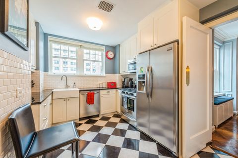 Tiny photo for 421 W Melrose Street #10B, Chicago, IL 60657 (MLS # 12385000)