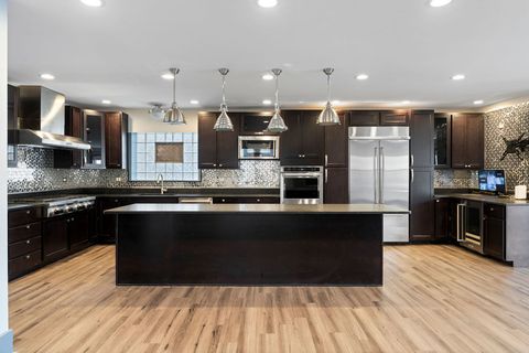 Tiny photo for 2115 Kenilworth Avenue, Berwyn, IL 60402 (MLS # 12453865)