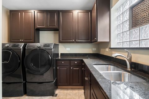 Tiny photo for 2115 Kenilworth Avenue, Berwyn, IL 60402 (MLS # 12453865)