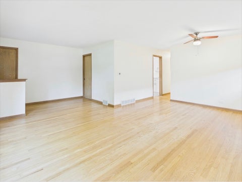Tiny photo for 1507 Oakton Street, Park Ridge, IL 60068 (MLS # 12774172)