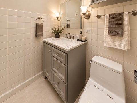 Tiny photo for 1507 Oakton Street, Park Ridge, IL 60068 (MLS # 12774172)