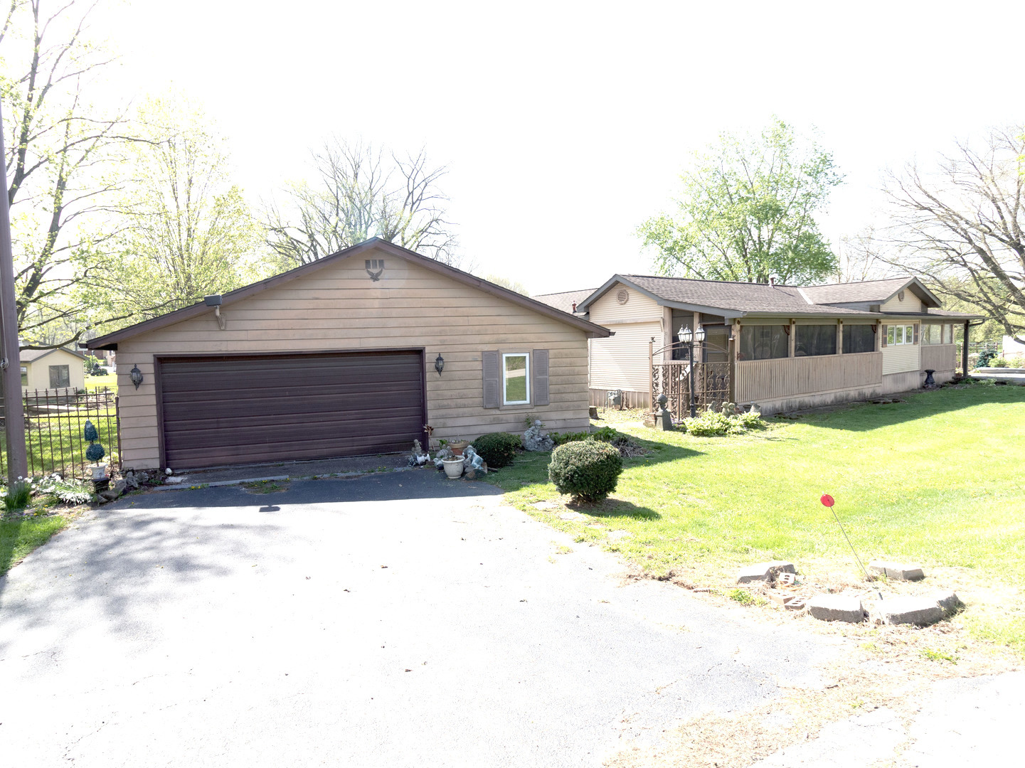 6240 N GUN CLUB Road