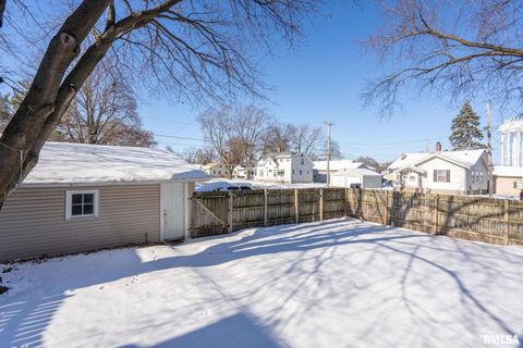 Tiny photo for 1602 37TH Street, Rock Island, IL 61201 (MLS # QC4270103)